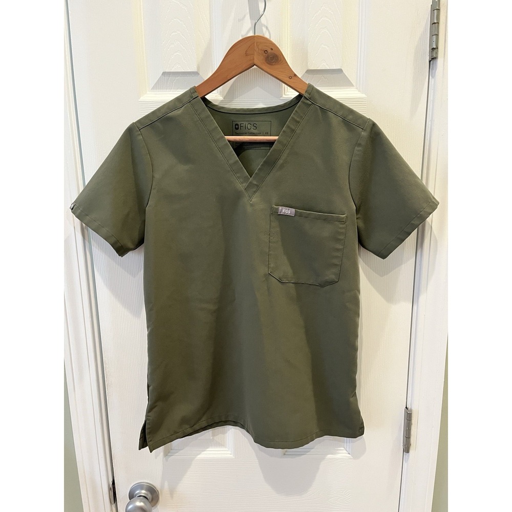 FIGS Technical Catrina One Pocket Scrub Top Women's Sz XS Moss Green 1000211